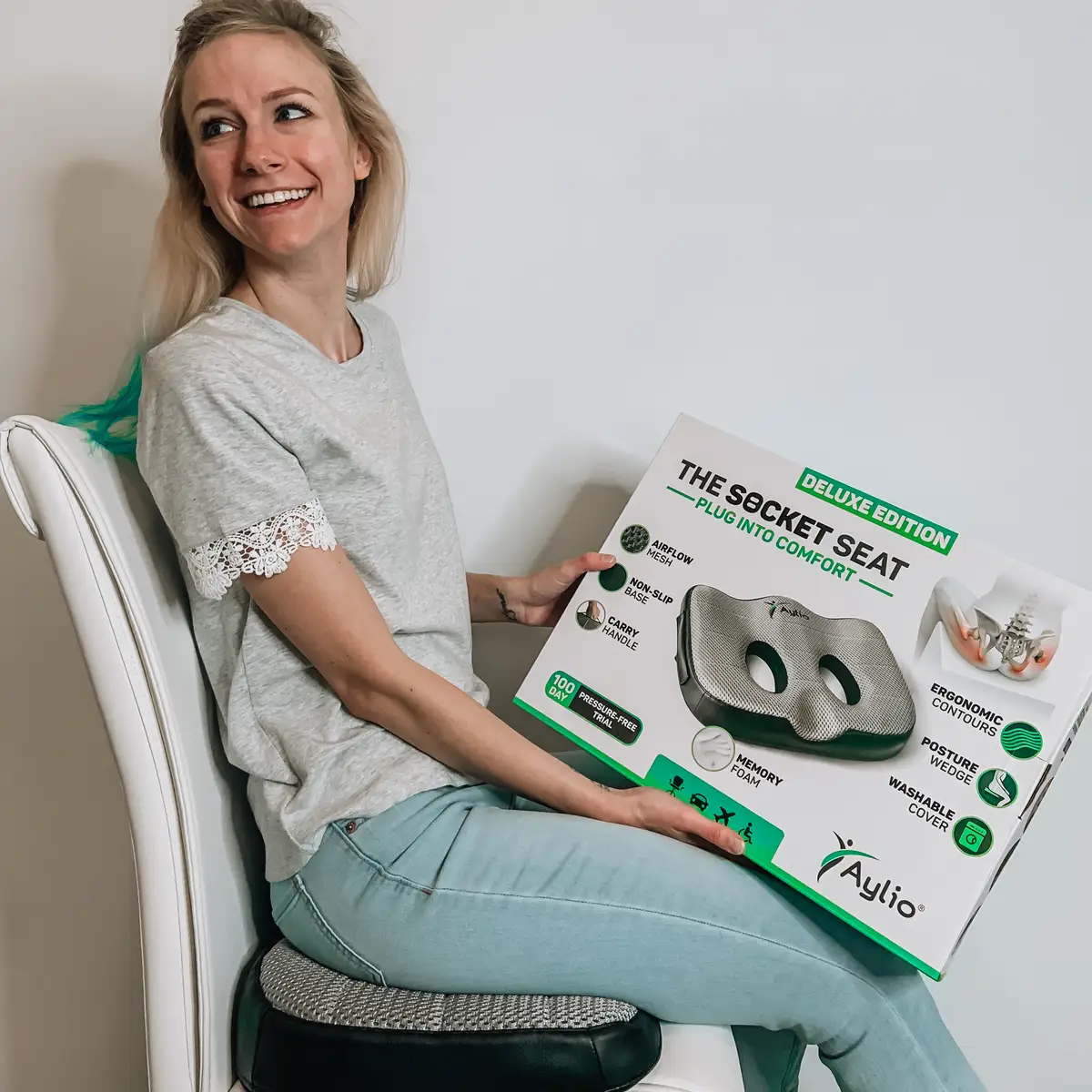 Socket Seat in a home seating environment