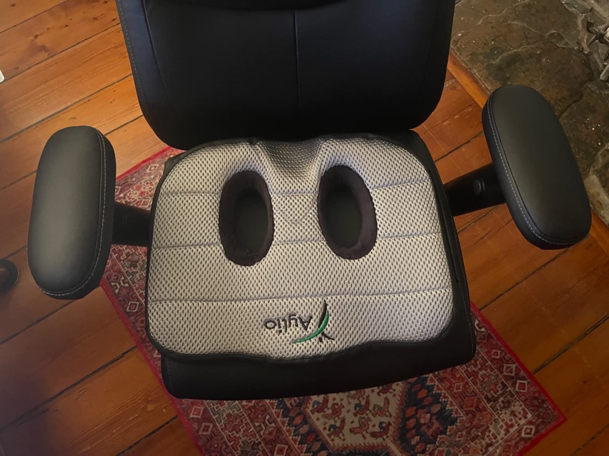 Customer photo of Socket Seat during commute use